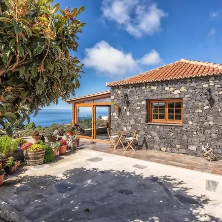 Casa Pedrito - Cozy House, Dreamy Terrace & Sea Views